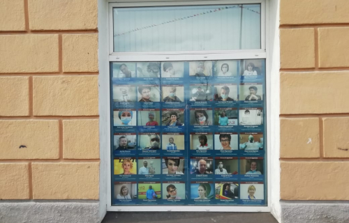 Уличные фотовыставки #спасибоврачам проходят в Петрозаводске
