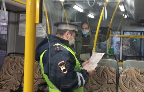 Сотрудники ОГИБДД ОМВД России по Суоярвскому району продолжают сплошные проверки автобусов