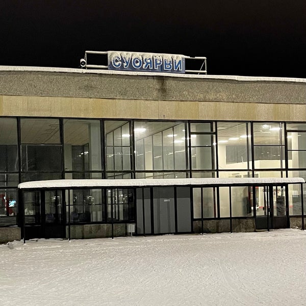 суоярви церковь. станция суоярви 1. железнодорожный вокзал суо. здание железнодорожного вокзала суоярви. аэропорт суоярви.